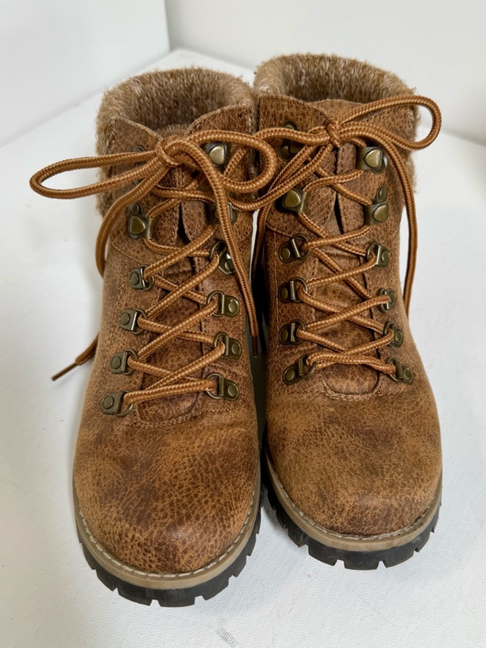 Cliffs by White Mountain Pathfield Women's Lace-up Hiker Style
Boots Size 6.5